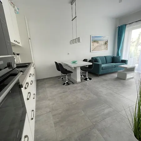 Blauer Delfin, Am Alten Deich 4-6, Whg 4 دانغاست